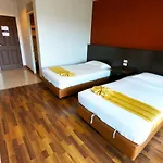 101 Holiday Suite Hotel