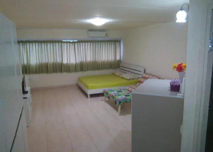 Room In Apartment - Airport Transfer Bangkok Apartment