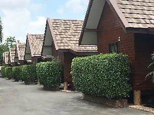 Khum Klao Teak Hut Resort