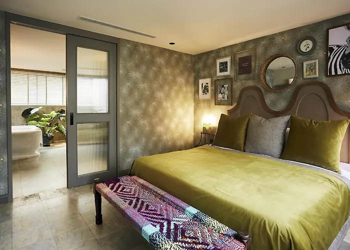 B House 49 Bangkok