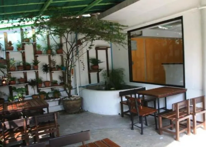 Lemonseed Rooms