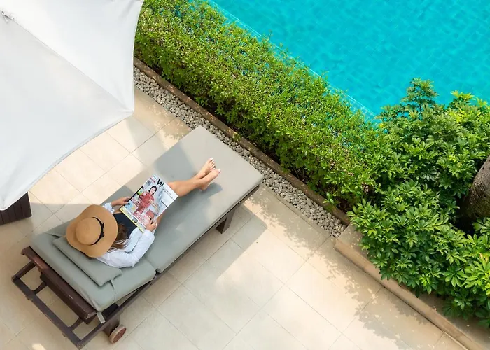 Novotel Living Bangkok Sukhumvit Legacy