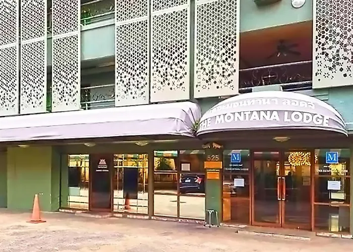 The Montana Lodge-Sathorn