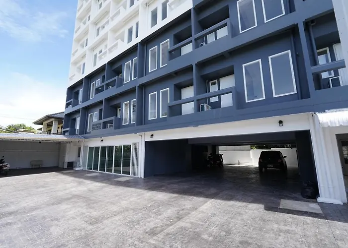 Roomquest It Square Don Mueang Airport