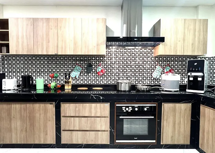 At FOUR, Nana BTS, 5BR, 3R, Near Siam