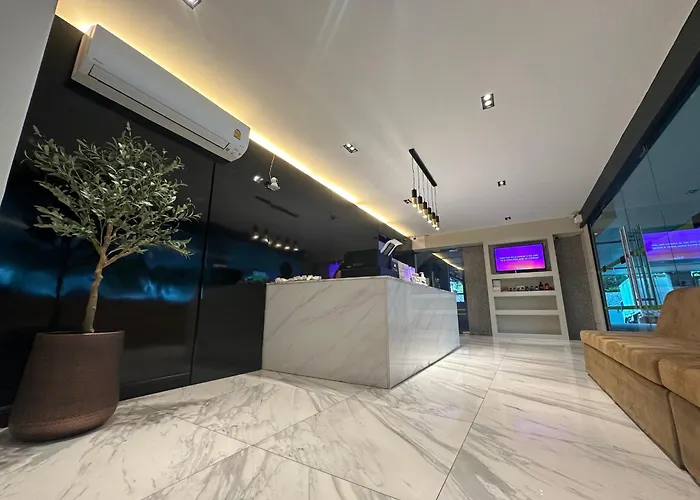 Ck2 Hotel Sha Extra Plus
