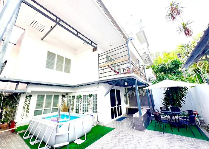 Getaway Villa Bangkok - 4 Bedroom,6 Beds And 5 Bathroom