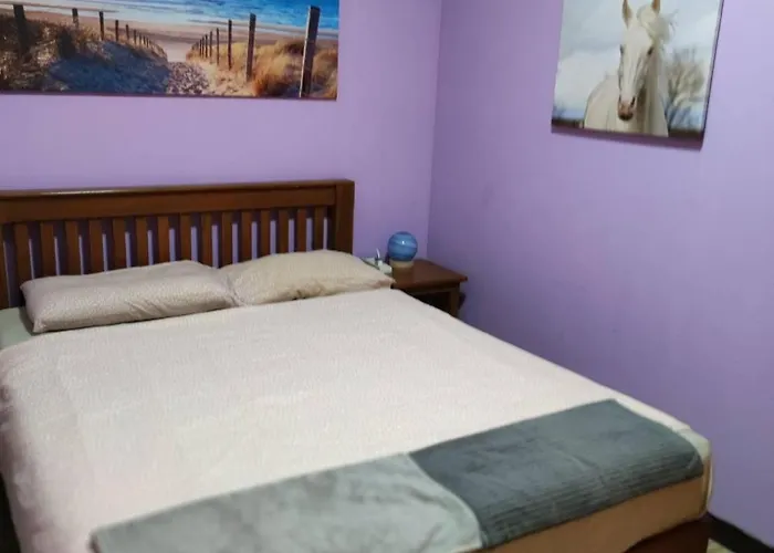 Studio Condo Close To Mrt On 12 Floor In Hua Mak