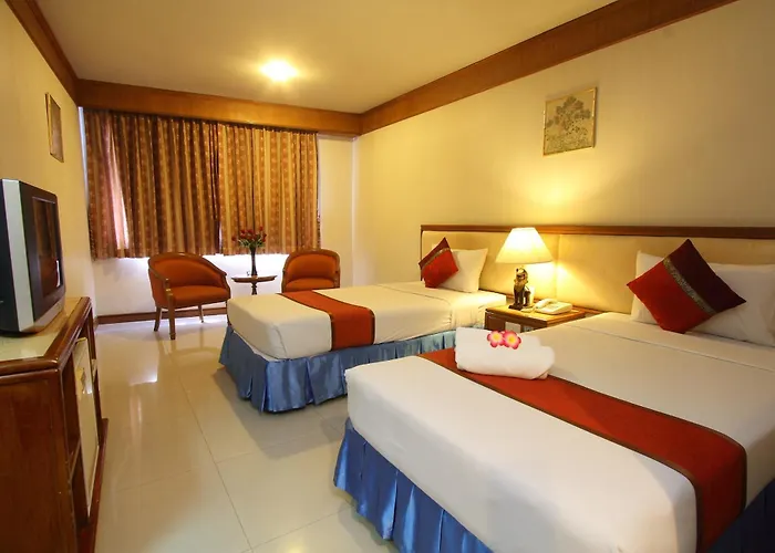 Silom Avenue Inn