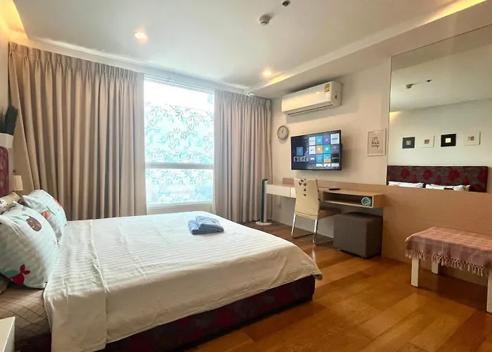 Studio Apartment Near Bts Skytrain Free Wifi