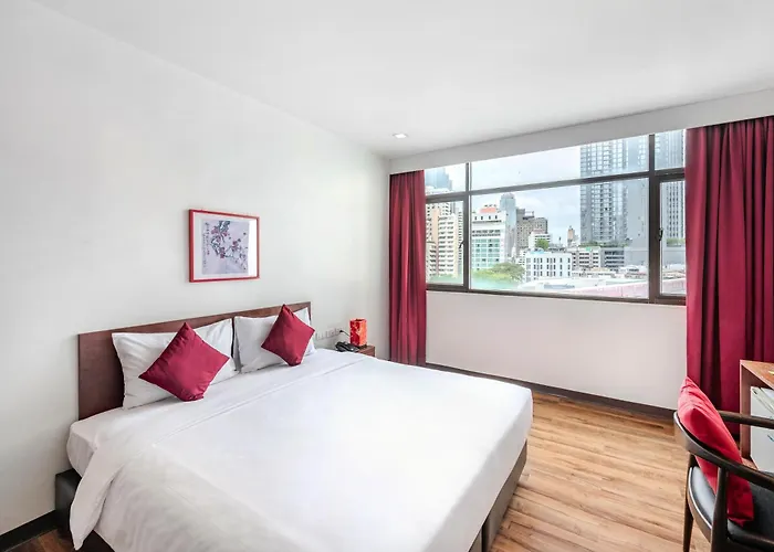 Ruamchitt Plaza Hotel