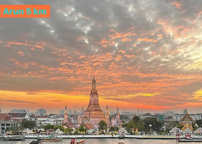 Center Bangrak At Bangkok