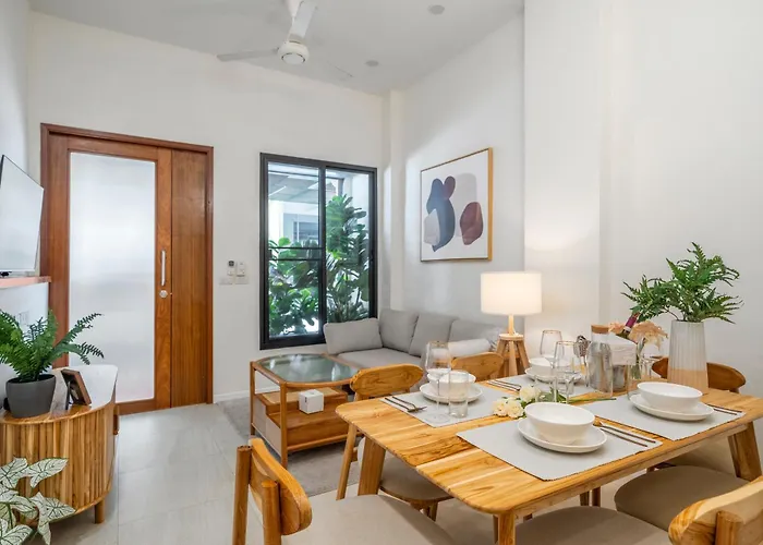 4Br Walk To Chinatown, Mrt Luggage Dropoff