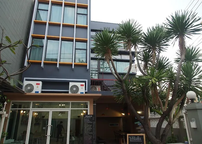 Sriyanar Place