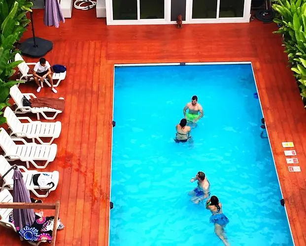 Kriss Residence