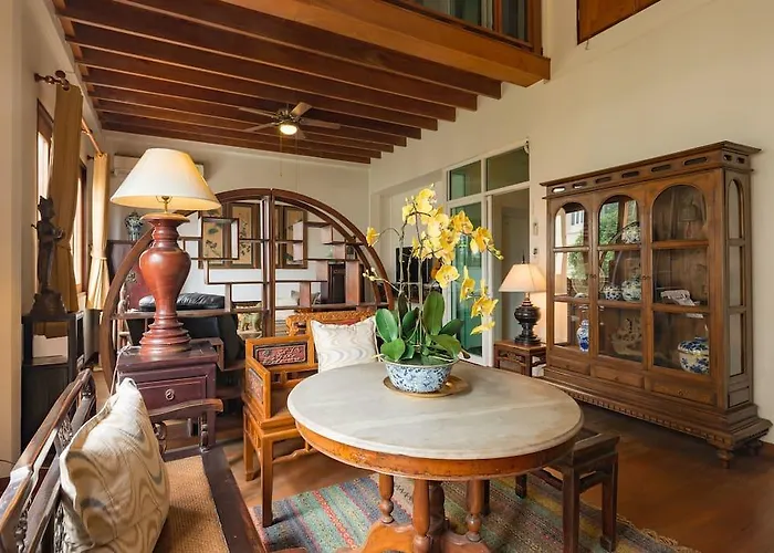 Artisan\'S Antique House - Silom