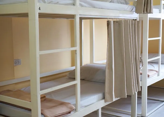 Room 218 - Dorm For Rent (Adults Only)
