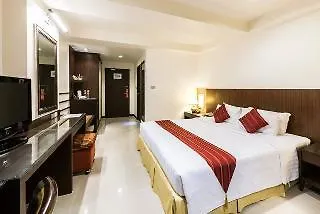 Best Western Mayfair Suites