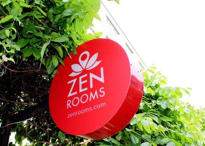 Zen Rooms Damrongrak Road