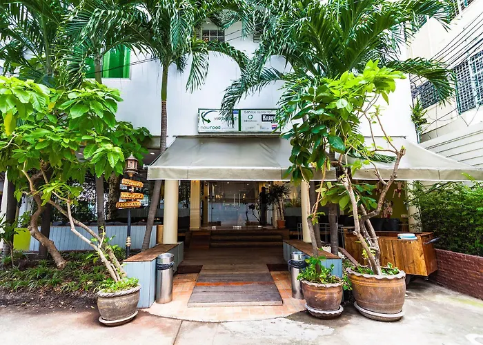 New Road Guest House