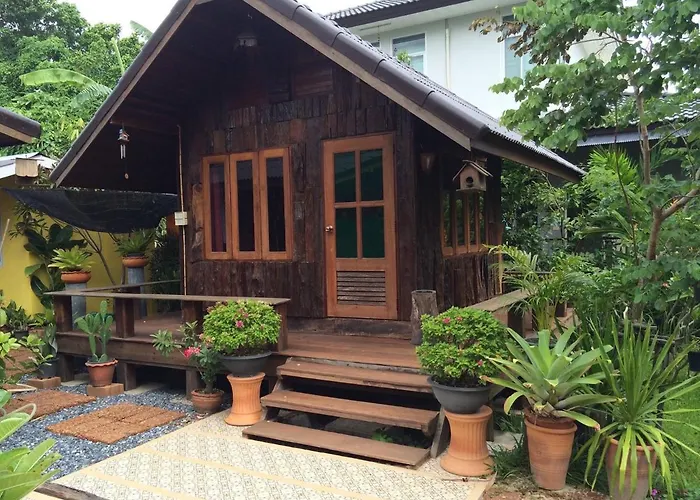 Garden Room Hostel
