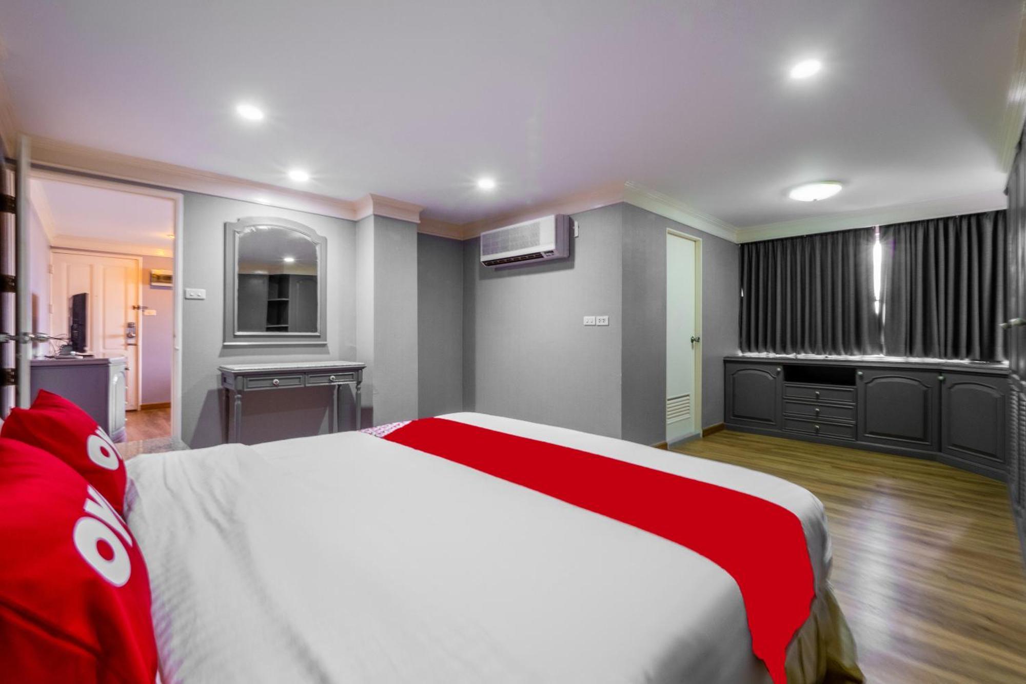Oyo 1042 Boon's Hotell 3*