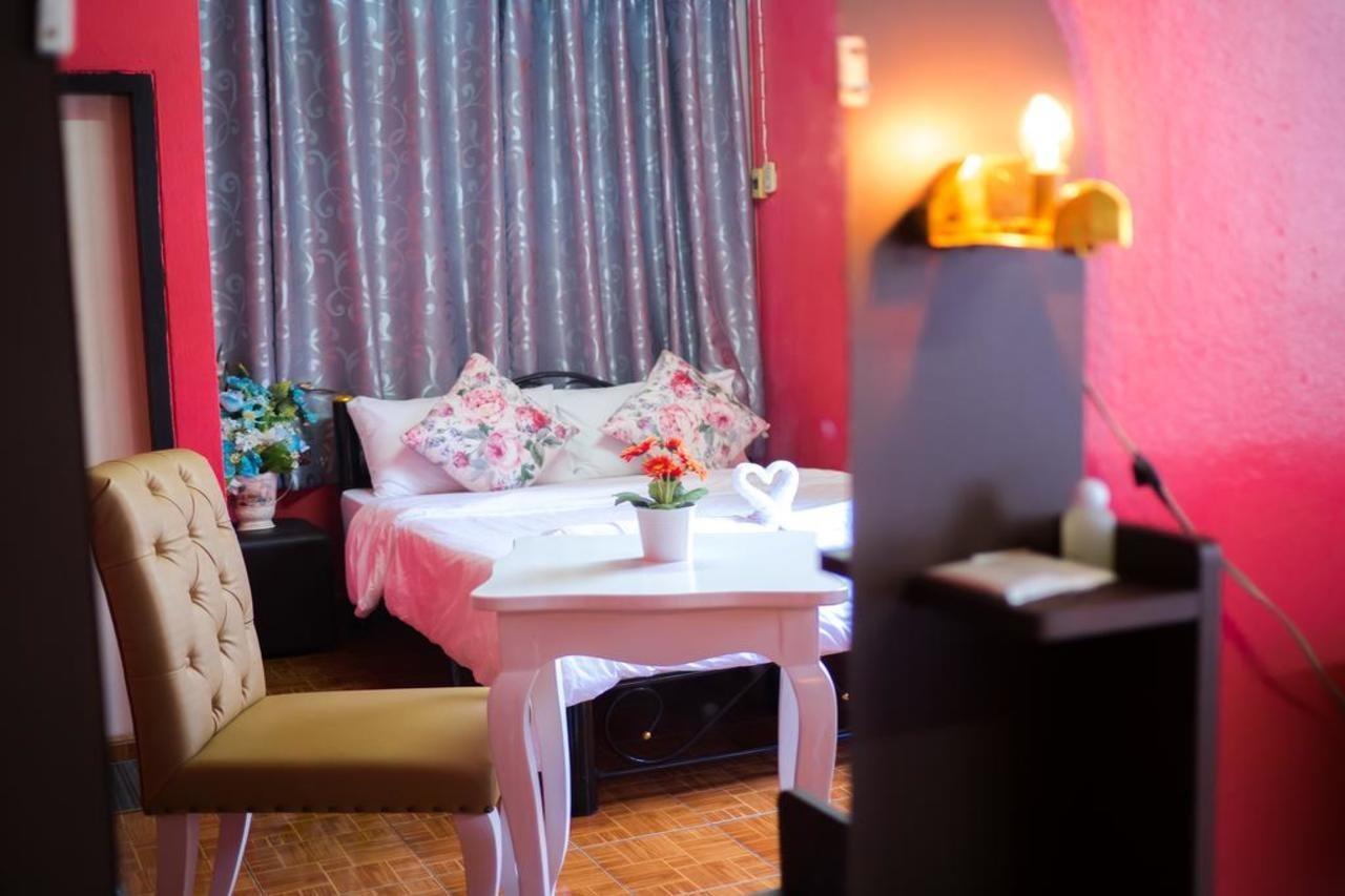 De Sky Sukhumvit Ekkamai Hotell 3*