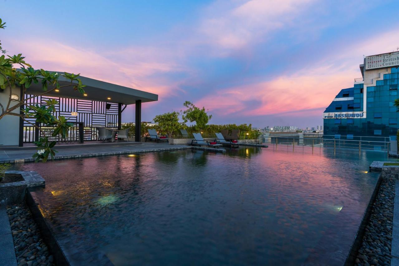 De Botan Srinakarin & 3* Bangkok