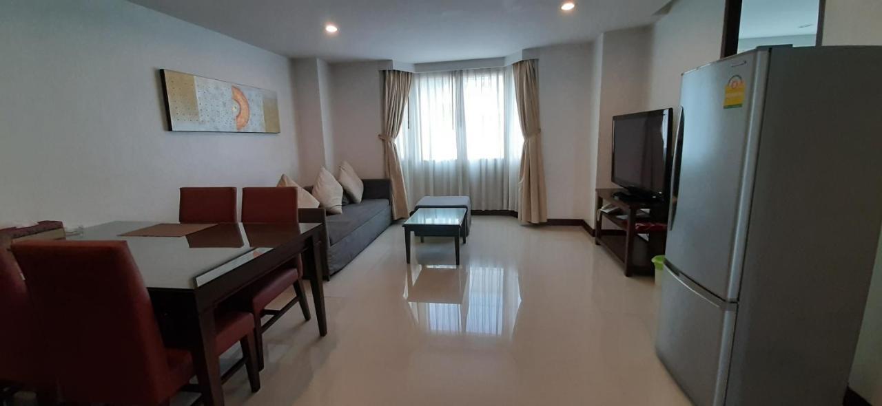 Khách sạn Plaza Nana 3*