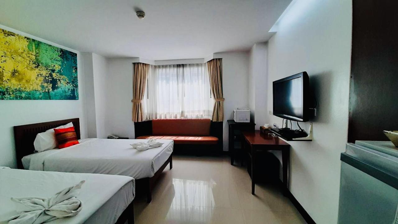 Plaza Nana Khách sạn 3*