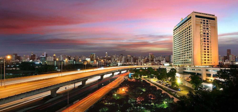 Golden Tulip Sovereign Bangkok