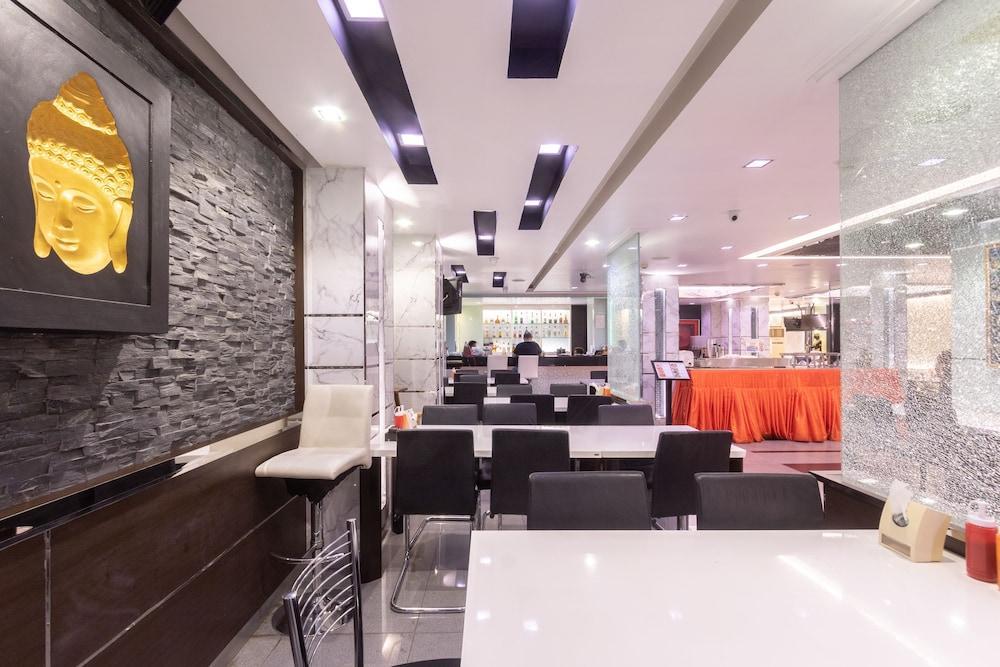 Gusto Pratunam Bangkok