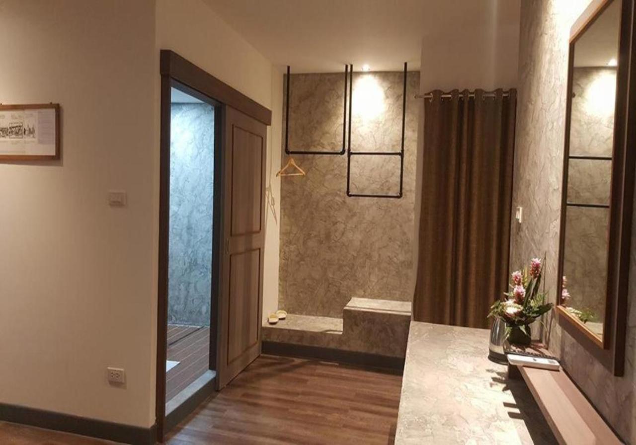 Boutique Poo-yai Lee Hotel Bangkok