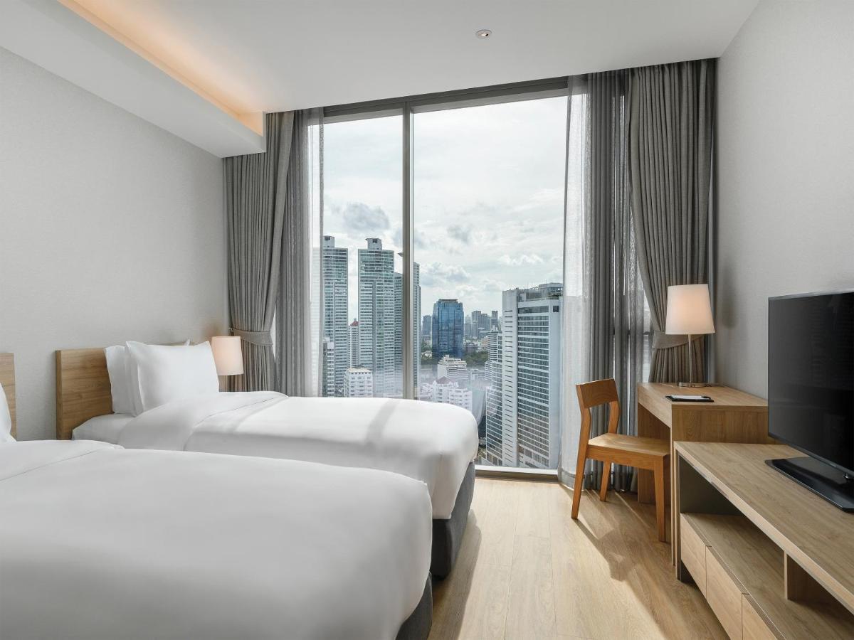 Oakwood Khách sạn