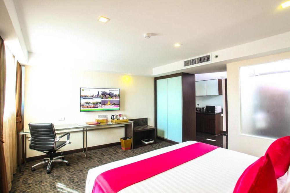 Royal Hotel Bangkok