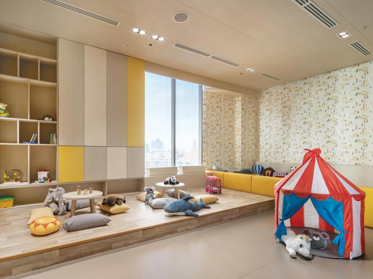 Oakwood Khách sạn 5*