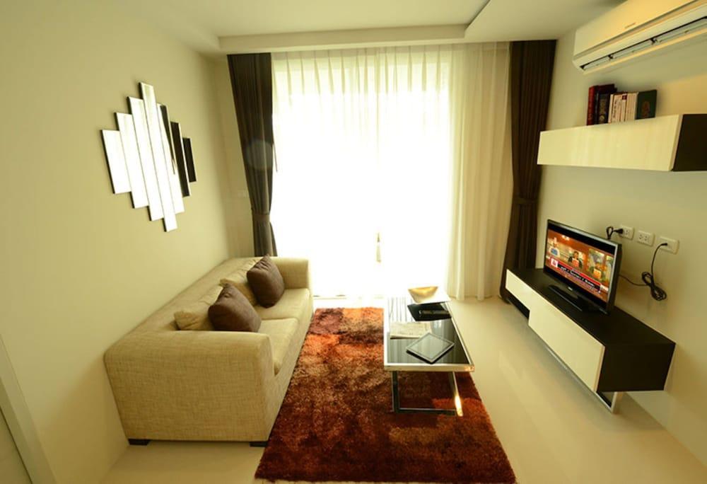 Aspira G Sukhumvit 33 Bangkok