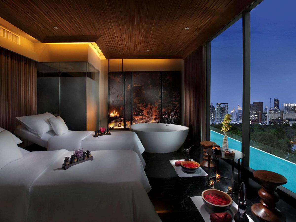 Hotel So/