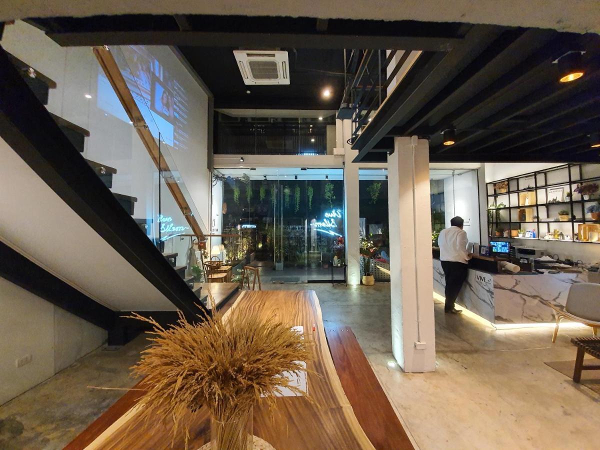 Vive Silom 3*