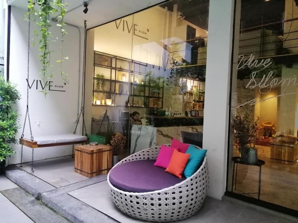 Vive Silom 3*