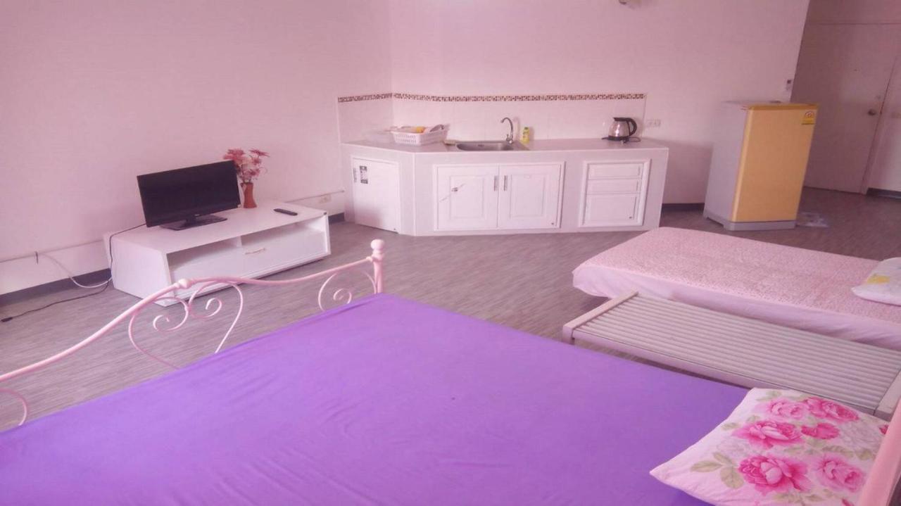 Impact Don Mueang Guest house Bangkok
