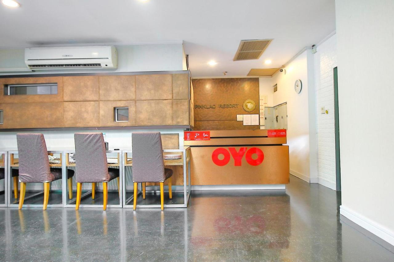 Oyo 1002 Pinklao Hotel