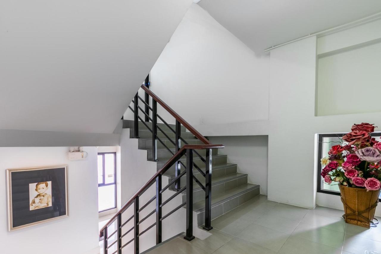 Oyo 1061 Peaberry Place Hotel 2*