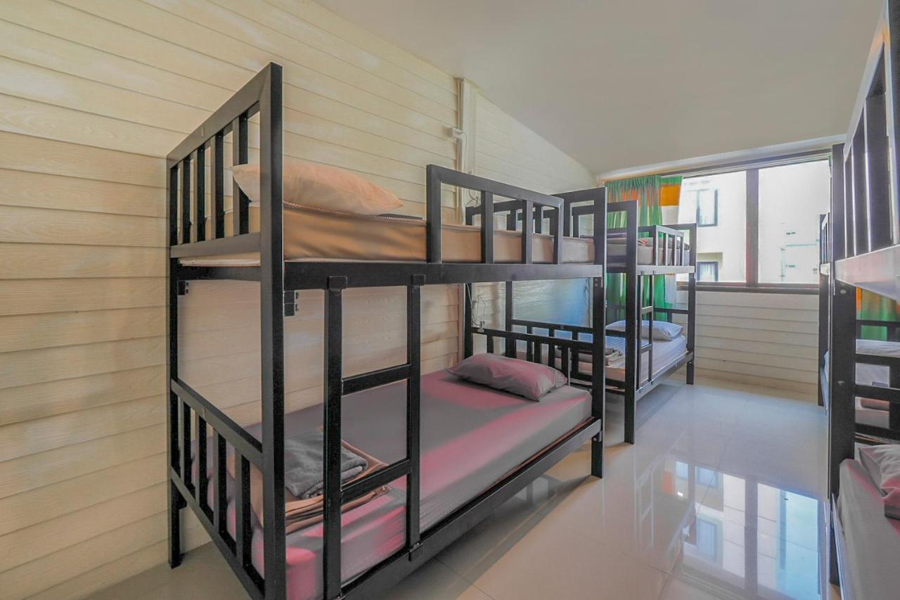 Oyo 1016 Jade's House Hotel 2*