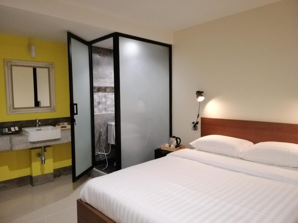 The Marble Hostal Bangkok