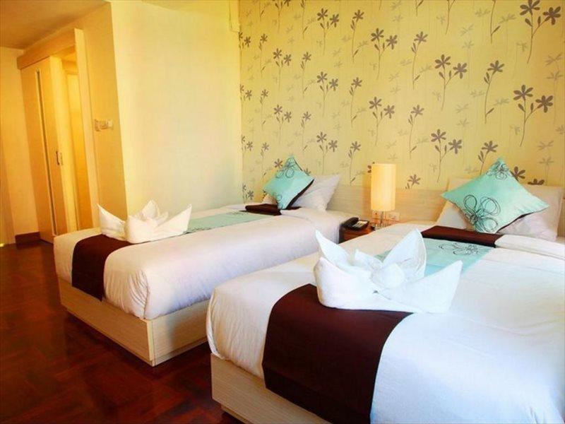 Sakul House Hostel *