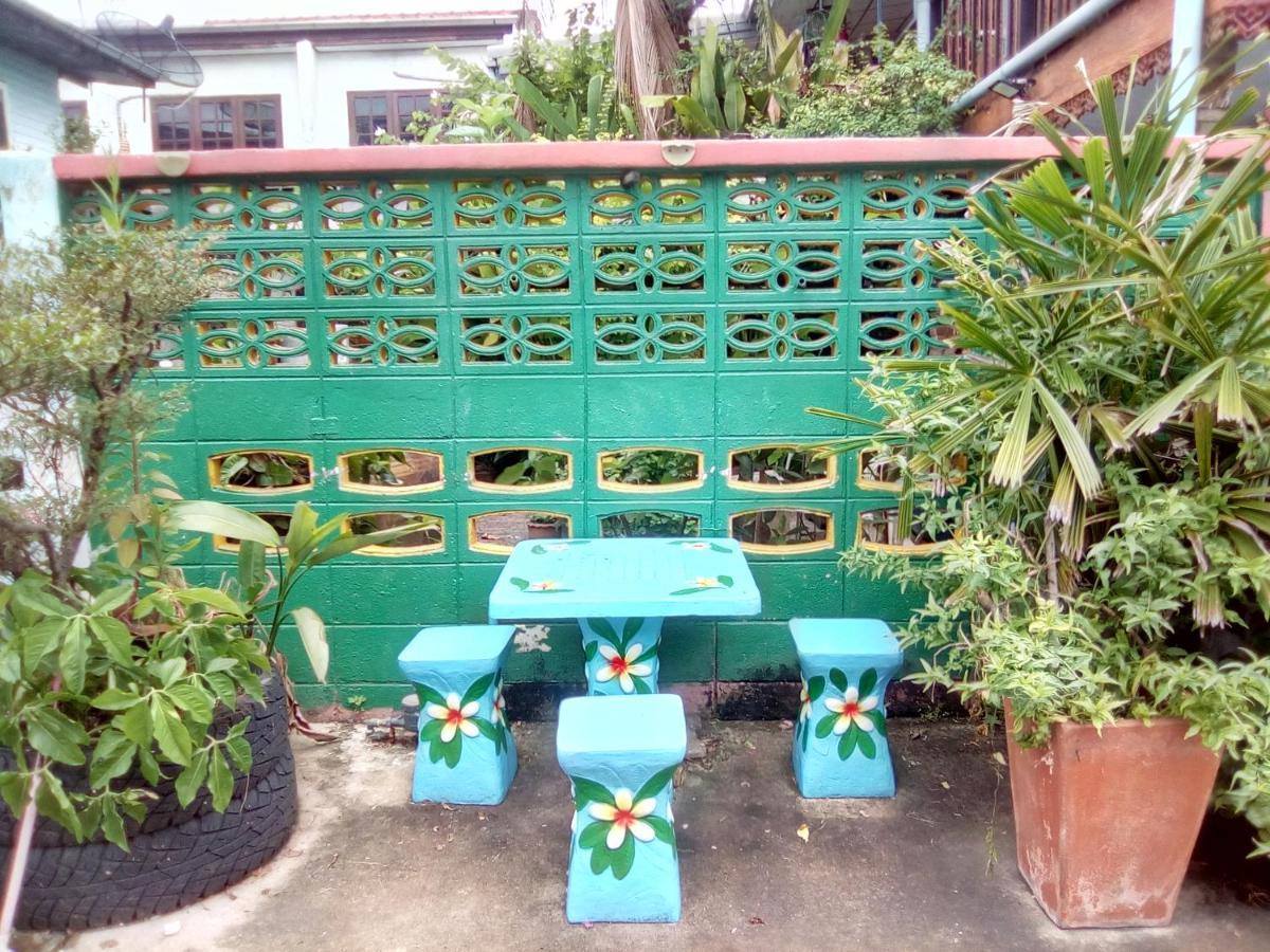 Ban Kru Ae Mixed Dorm Bed & Breakfast