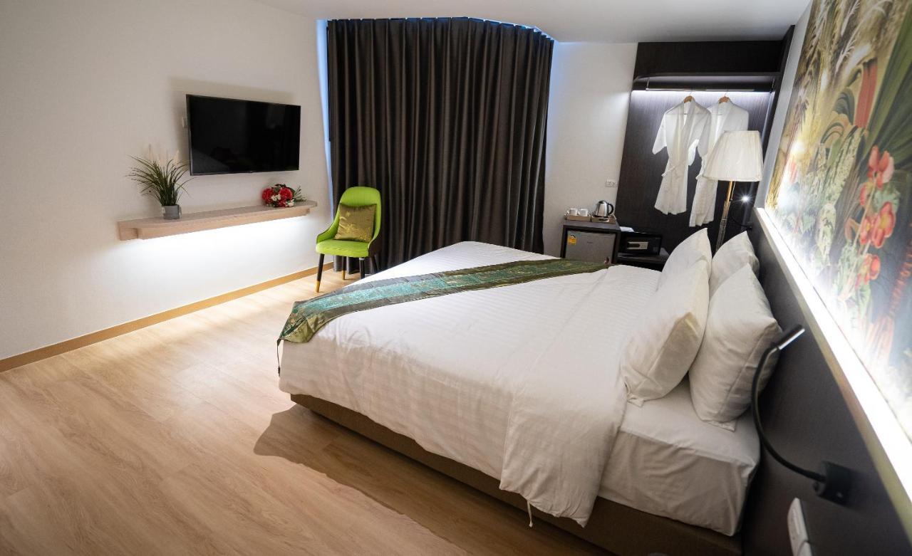 Pannarai Bangkok-rangnam Hotel