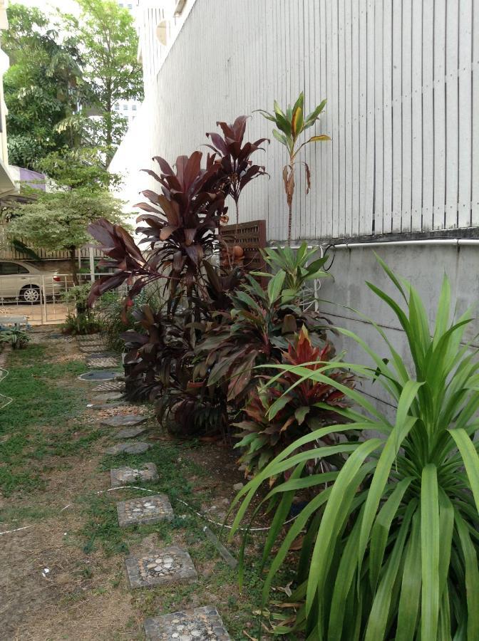 Trio House Aparthotel *