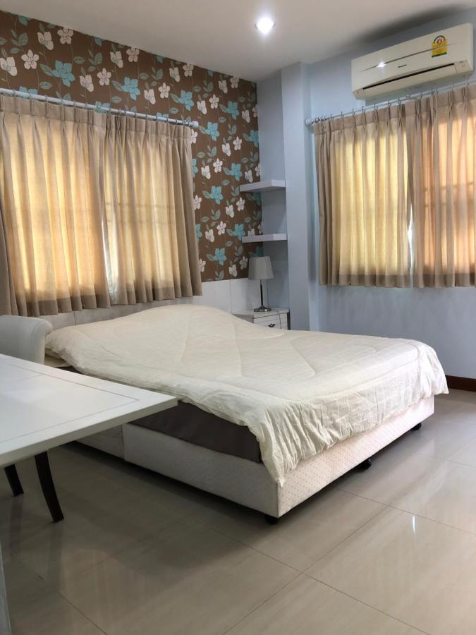 Trio House Aparthotel *